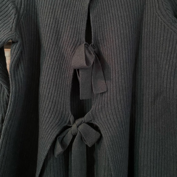 Open back sweater - Picture 4 of 5